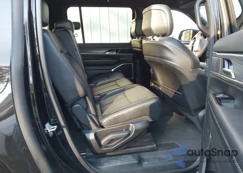 2024 Jeep Wagoneer L Series Ii 4X4 z USA, uszkodzony, nr VIN 1C4SJSBP5RS169122